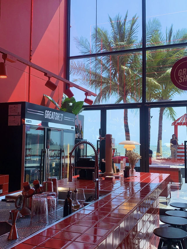 【タイ】赤×プールの隠れ家BAR🎟️🍸🇹🇭(Phuket)