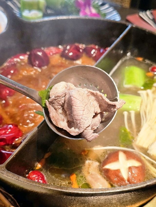 📍深圳必吃！好湯～好肉～盡膳口福蹺腳牛肉火鍋🍲