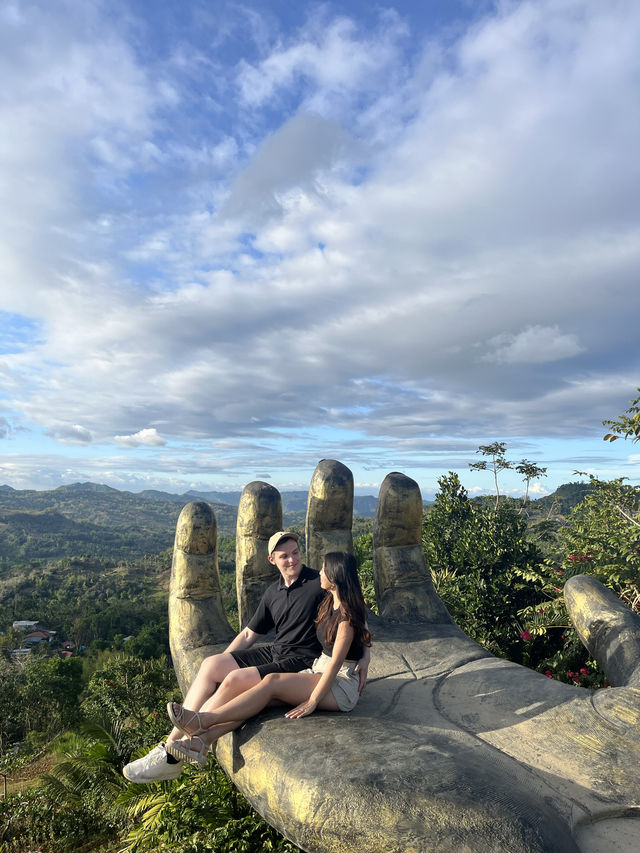 Stand at Gods Hand!!! Stunning Instagram Photo Spot