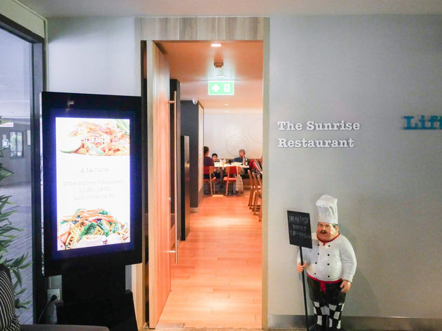 曼谷快樂三號酒店：無印風簡約設計酒店，市中心住宿首選！