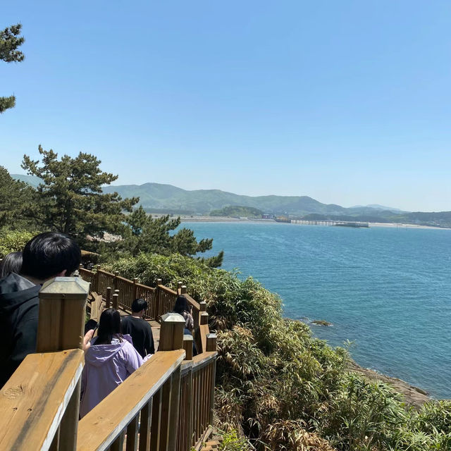 「仙女岩海岸：靜謐神秘」