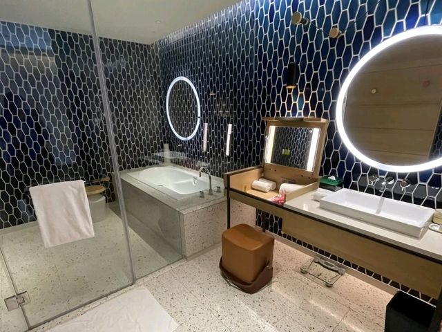Bravo!!入住高雄最繽紛時尚的：中央公園英迪格酒店