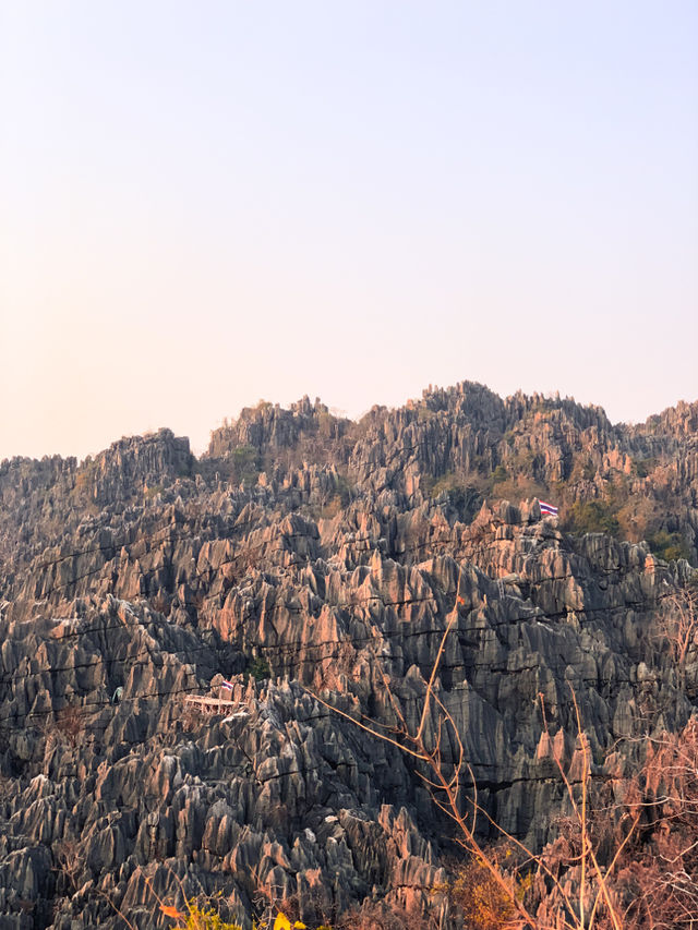 ย้อนเวลาไปพิชิตยอดเขาล่องเรือตาหมื่น⛰️