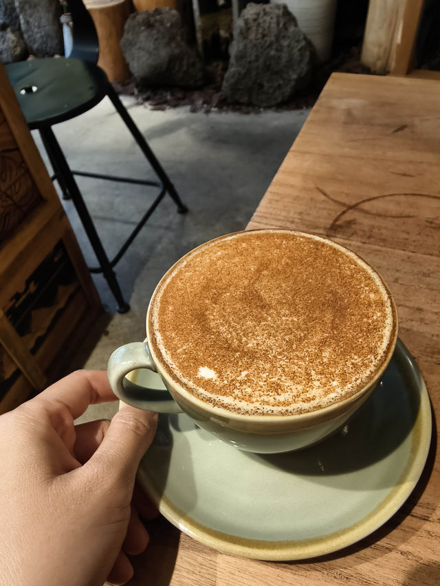 深水埗鴨寮街cafe，必試樹頭麵包