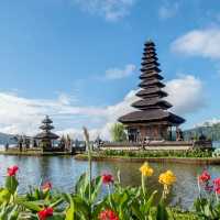 Indonesia the Wonders and Cultures in Asia