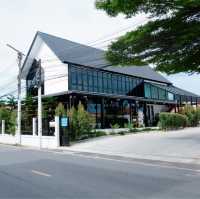 ร้านใส่นม ระยอง มีอาหารคาวและขนมหวาน แนะนำเลย