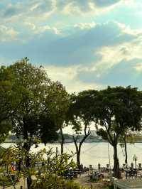 Montien Riverside Hotel