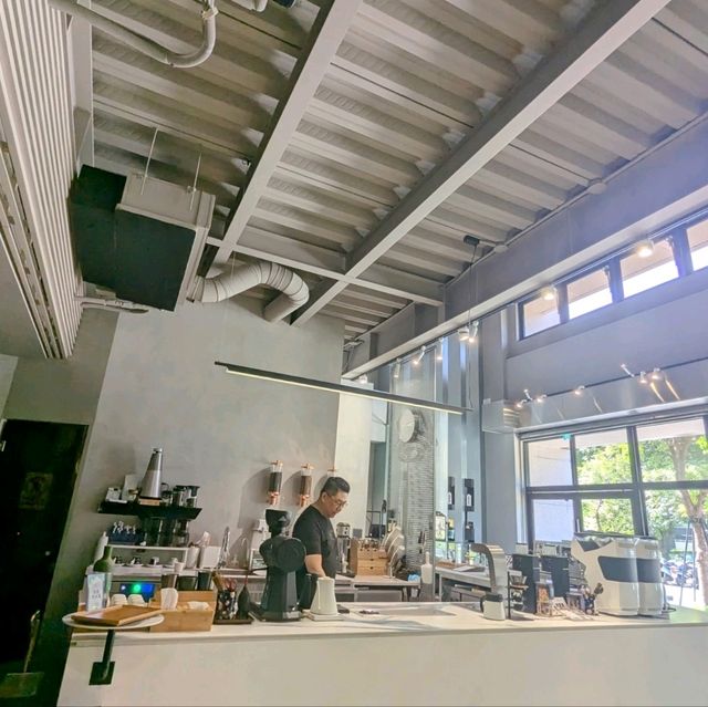 台南安平-海螺造型的美味檸檬塔：誠十咖啡 Cheng 10 Coffee