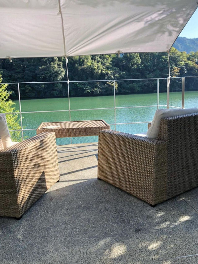 高知 / キャンピングカーに泊まるホテルステイ