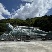 世界一の釈迦涅槃像