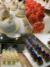 Feast Fit for a King: Indulging at Bacchanal Buffet in Caesar's Palace