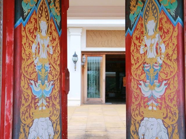 เที่ยวสักการะ ที่วัดมกุฏคีรีวัน
