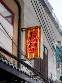 Local Boys ร้านกาแฟสุดเท่เปิดใหม่บนถนนทรงวาด