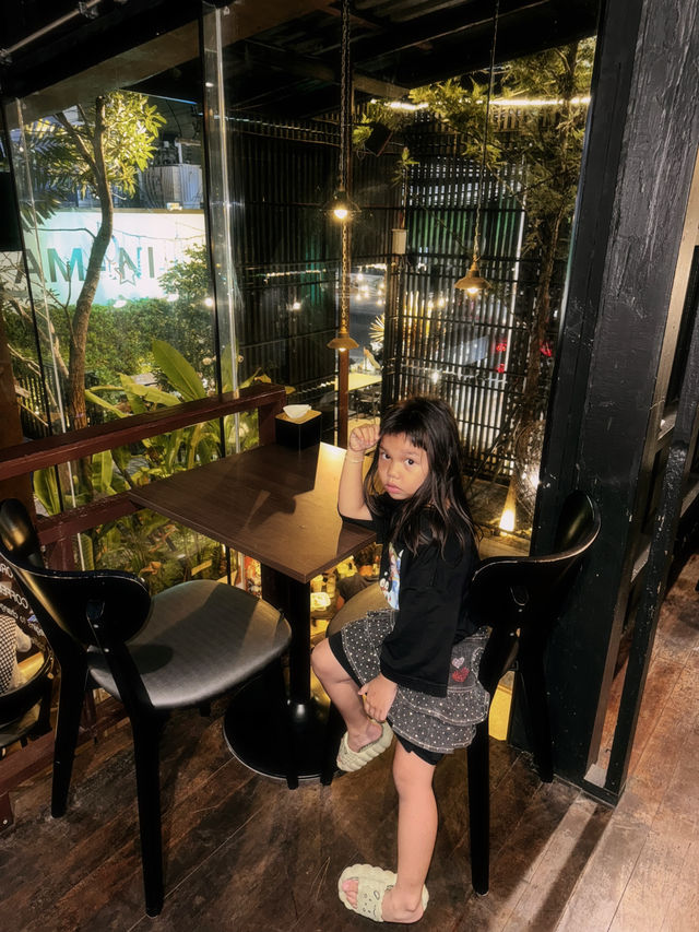 Amani cafe and restaurant 