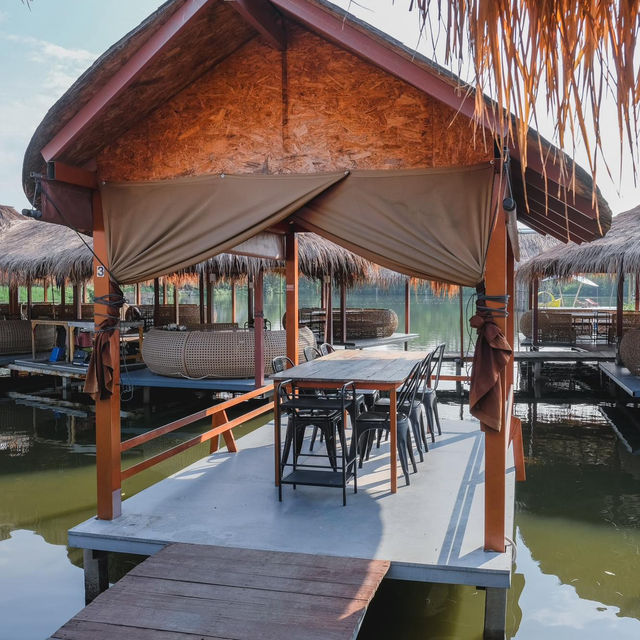  Beachy cafe บีชชี่ซีฟู้ด 