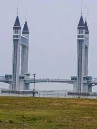 "Kuala Terengganu: A Journey Through Heritage, Culture, and Coastal Splendor"