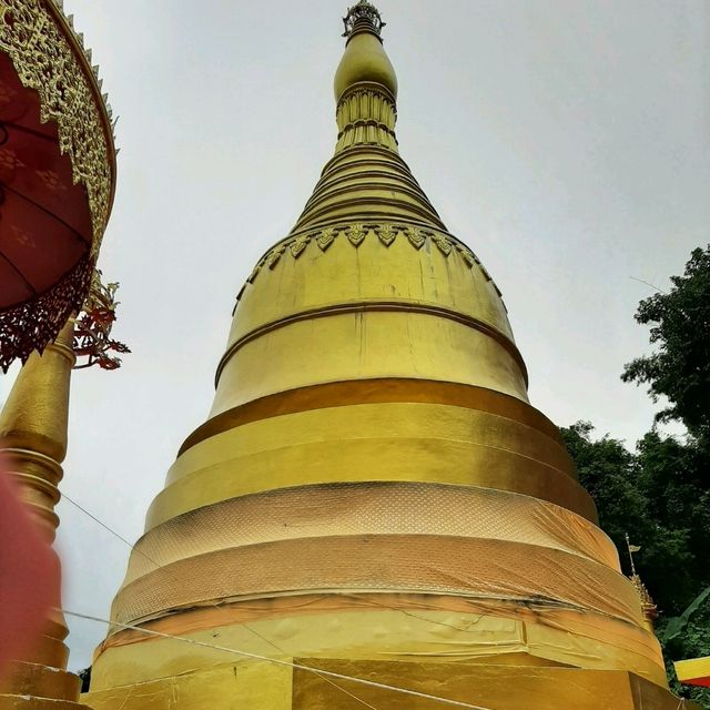 พระธาตุอินทร์แขวน ณ เวียงโกศัย