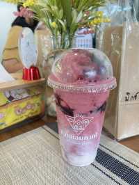 หัวแหลม คาเฟ่