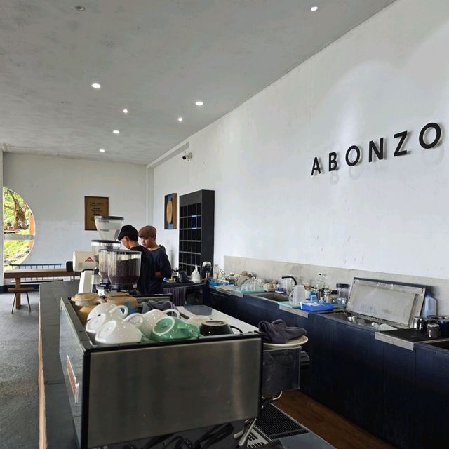ABONZO Paradise กาแฟอาข่ากลางหุบเขา ดอยช้าง  ☕ 