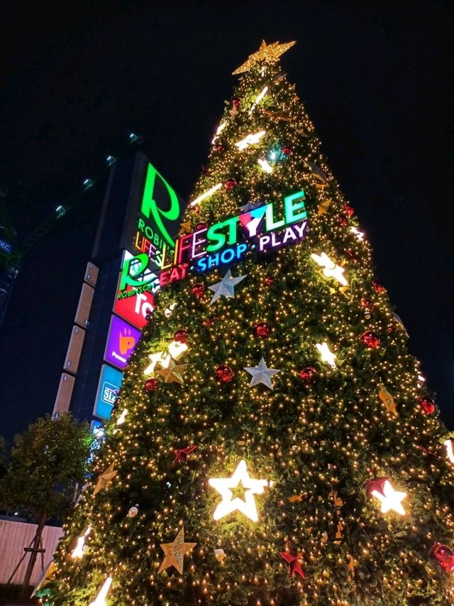 ถ่ายรูปคริสมาสต์โรบินสัน ลาดกระบัง