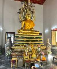 Visiting Wat Pho temple