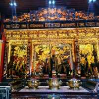 馬來西亞檳城喬治城姓氏橋上很特色的華人文化寺廟:清岩宮，孫悟空石頭雕塑，適合打卡拍照📸
