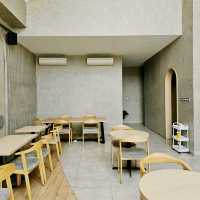 Stylish and Comfortable: Monero Cafe