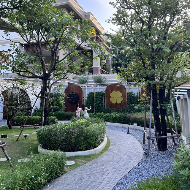 슈크림이 맛있는 조용한 방콕 카페 GLIG CAFE🍀
