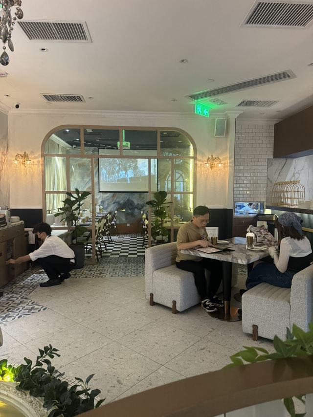 來一場甜蜜公主風的閨蜜派對