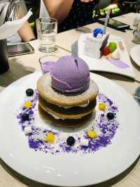 “Shugatori Dessert Café: A Sweet Paradise of Artisanal Treats”