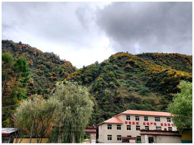 วิธีเดินทางจาก Dujiangyan ไปภูเขาสี่ดรุณี