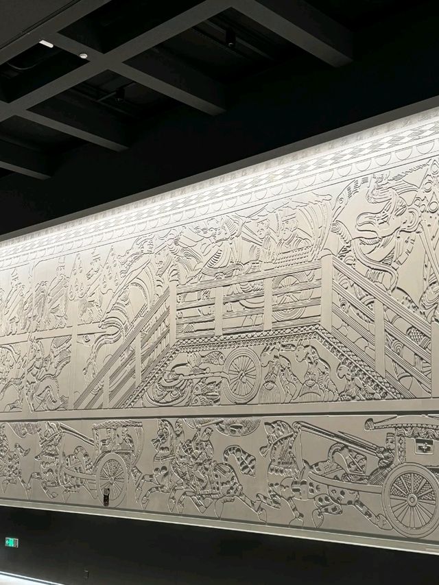 Yinqiushan Han Tombs: A Treasury of Bamboo Slips