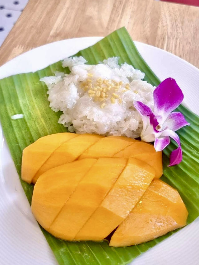 คาเฟ่บรรยากาศสไตล์มินิมอล 
