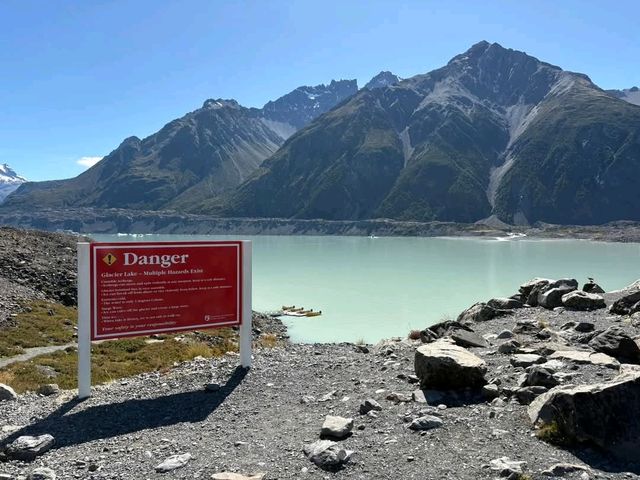 Tasman Glacier & Lake 塔斯曼冰川河健行遊湖