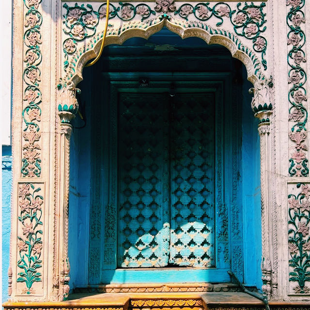 デリー最古の市場で、活気あふれるショッピング体験！🇮🇳
