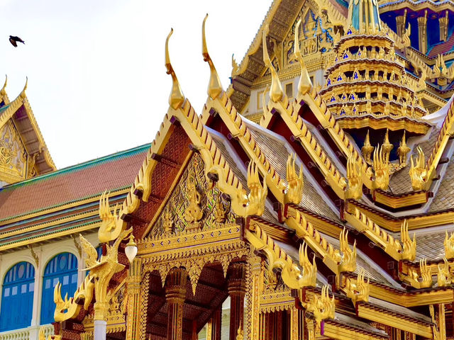 Bangkok’s Grand Palace: Where Legends Live in Stone & Gold