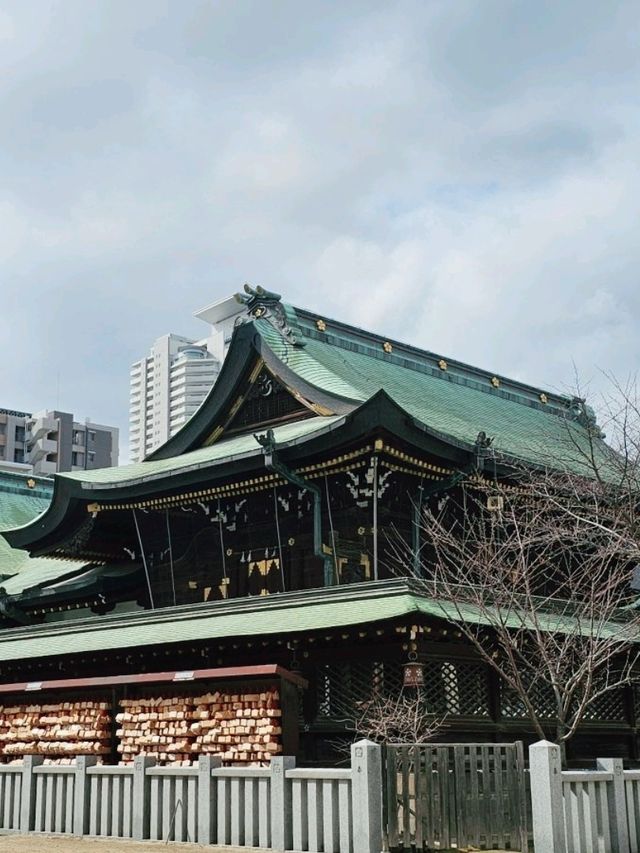 학문의 신을 모시는 오사카 유명 신사