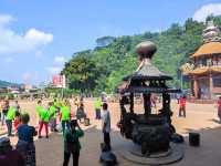 ขอพรองค์เทพจี้กง วัดกลางหุบเขา ริมแม่น้ำ Bazhang