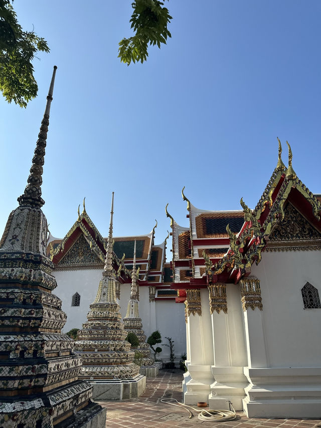 Breathtaking Details of Bangkok City: Wat Pho