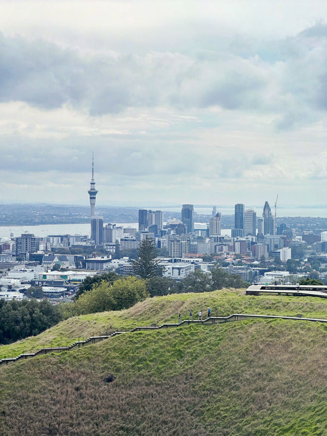 🇳🇿Mt. Eden: where the Volcano Sleeps🌋