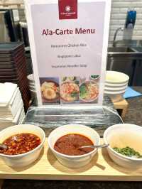 シンガポール　シンガポール観光　チャンギ空港のPLAZA PREMIUM Lounge T1で快適に過ごす！