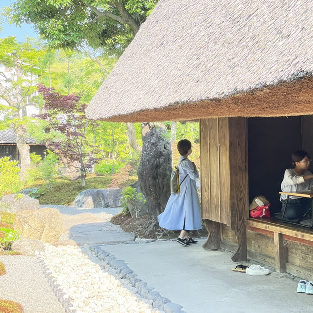 【京都】築210年の文化財邸宅をカフェに使用した店舗