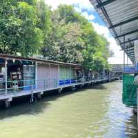 ตลาดน้ำคลองลัดมะยม