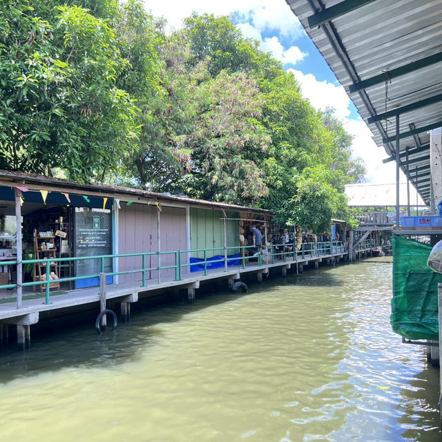 ตลาดน้ำคลองลัดมะยม