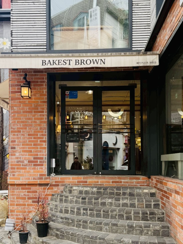 韓團甜點控必衝！Bakest Brown｜巧克力控的天堂＋隱藏版療癒空間