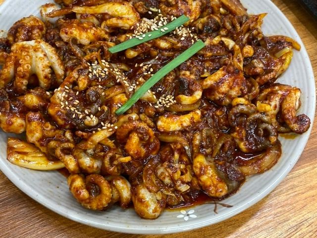[🇰🇷成州] マンボギチュックミ – 成州で味わう絶品チュックミ（小型イイダコ）料理