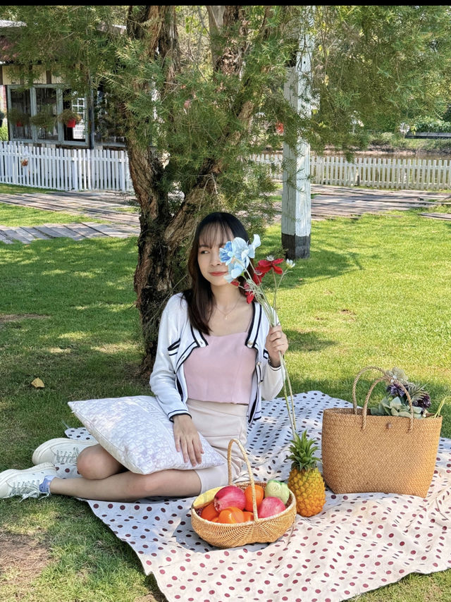 Montreux Cafe & Farm ครบจบในที่เดียว! 🍊