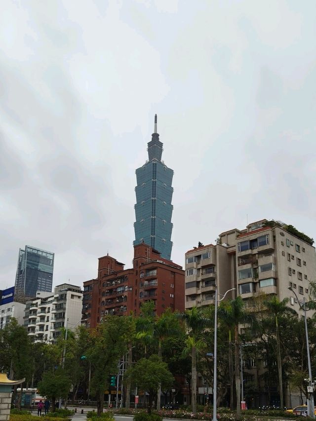A Quiet Walk Through Culture in Taipei