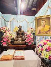วัดช่อม่วง จังหวัดเพชรบุรี