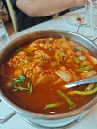 อบอร่อย ร้านอาหารครอบครัว